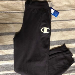 Womens black Champion sweatpants/joggers